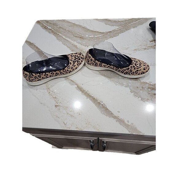 Skechers 136205/LPD On The Go Dreamy Womens Ballet flats Man Made Leopard Fur 8 - Picture 3 of 8